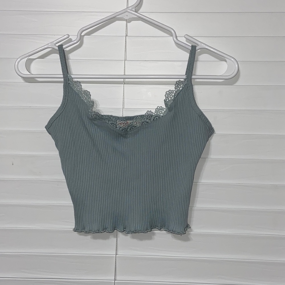 Shein Blue cropped lace top